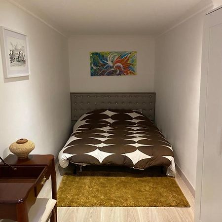 Cosy, Charming Apartment With Courtyard Париж Экстерьер фото